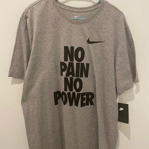 Men’s Nike T-shirt